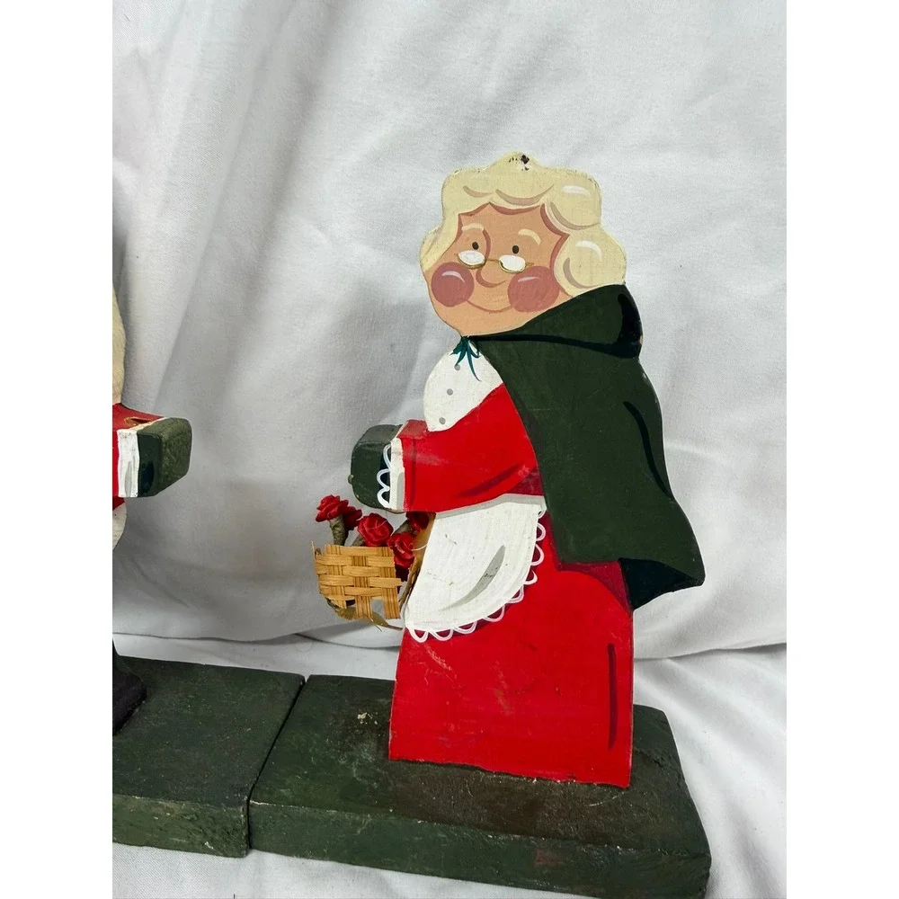 Vintage Style Hand Painted Wooden Santa and Mrs Claus Folk Art Christmas Decor